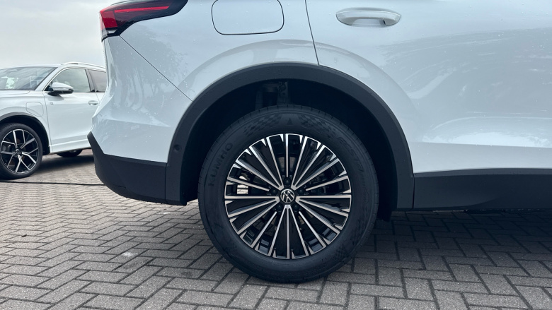 Volkswagen Tiguan 1.5 eTSI Life 5dr DSG Petrol Estate